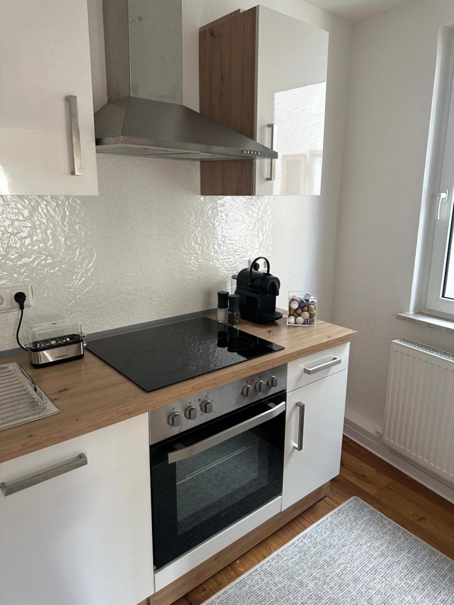 Stylisches Apartment Mit Grossem Tageslichbad Am Marktplatz Leonberg Exteriör bild